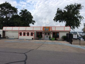 Shoreline Club Renamed to Beachside Billy